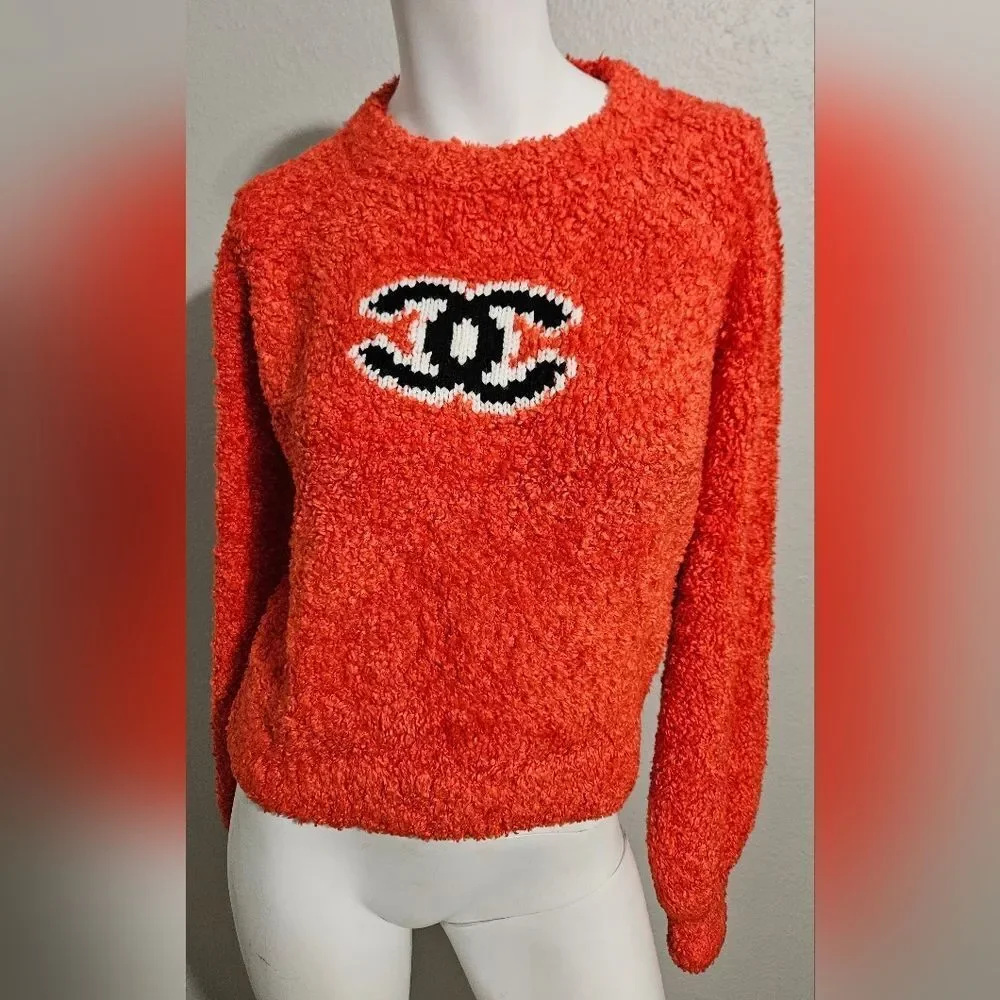 NWT CHANEL Red Sweater Size 38
